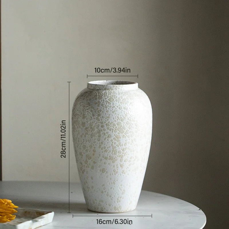 אגרטל קרמיקה פיסולי במרקם טבעי | דגם Artisan White - My Store