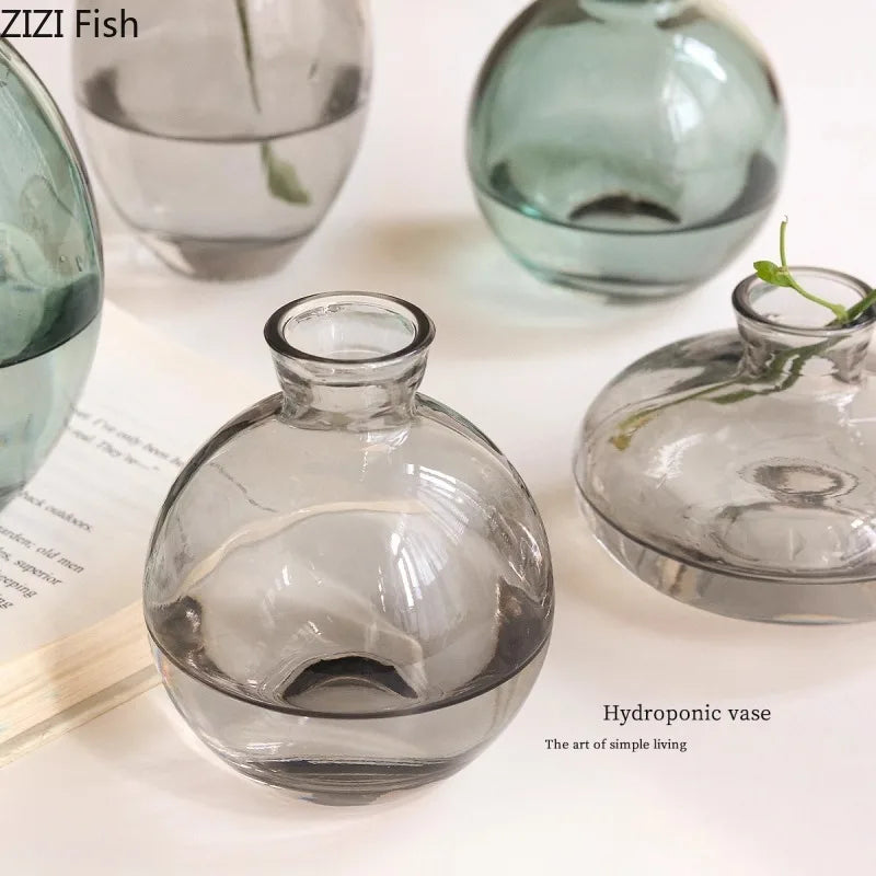 אגרטל זכוכית פיסולי אמורפי | דגם Amber Organic Vase