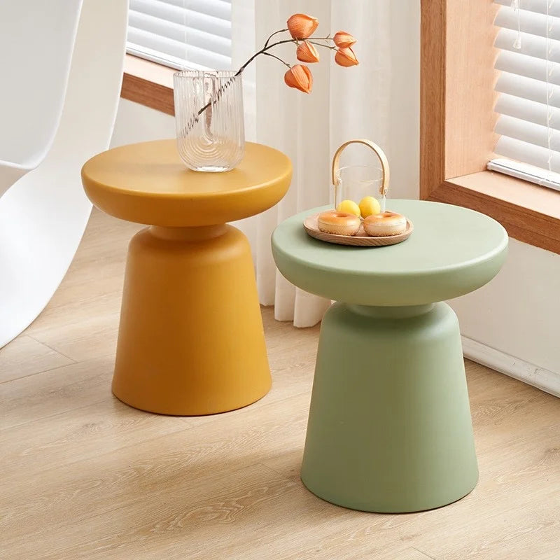 שולחן צד פיסולי לבית ולחוץ | דגם Hourglass Stool & Table